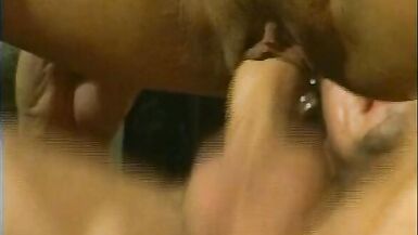 MILF mega arrapata che ingoia sperma - Retro - 13 image