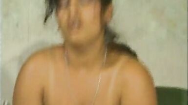 MILF mega arrapata che ingoia sperma - Retro - 7 image