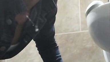 Uniqueen Peeing and Slurping it off the Bathroom Floor come see me be Disgusting Daddy - 13 image