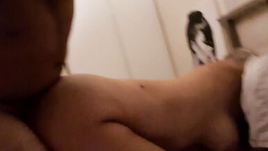 MILF Bien Chaude Ce Fait Prendre Dans Tout Les Sens Aime Avoir Du Sperme Plein La Chatte - 15 image