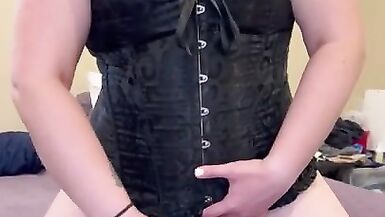 My Pussy Gets Creamy when I Masturbate