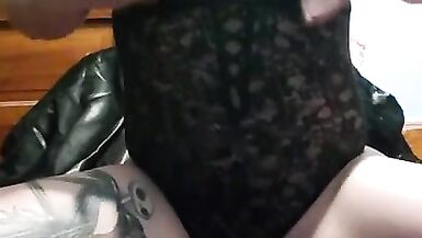 Büyük Seksi Göğsümle Oynamak - 2 image