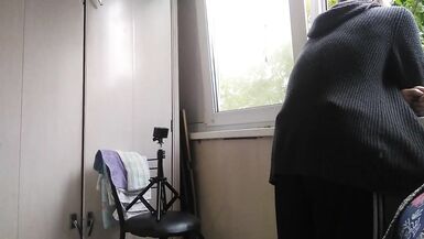 she jerks off my cock on a smoke break - 2 image