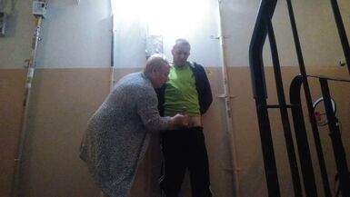oral sex and masturbation cock in the entrance 1 - 1 image