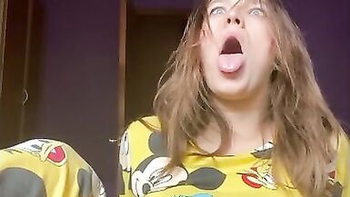 Hermosa Mujer Anime con Ahegao en la Cara - 9 image