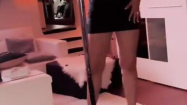 BambiAmbita and the whole Scene Dancing, Fingering Teasing and Pleasing Mmmm.. - 7 image