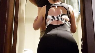 Married woman blowjobs neighbor after gym. - 4 image