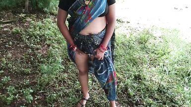 Baiser avec la mère de la meilleure amie Nous nous rencontrons à Forest