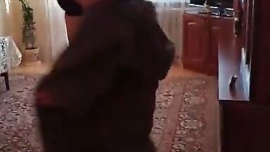 Mature asked her girlfriend to film her - 8 image