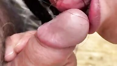 A Beautiful Blowjob With Open-Air Fucking Squirting From Enjoyment（美しいフェラチオと野外ファッキング）。 - 4 image