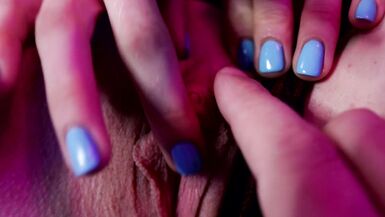 Harley Quinn Pussy Play Cum Shot - Female Ejaculation - Cunnilingus King & Foxxy Rose - 15 image
