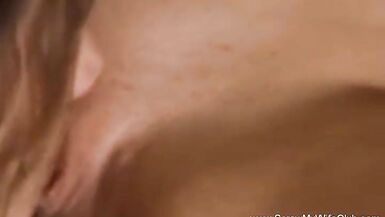 Anal trío para grande teta swinger esposa a sentir y disfruta - 3 image