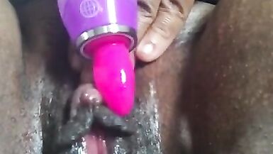 Ebony a esguichar a rata gorda - 11 image