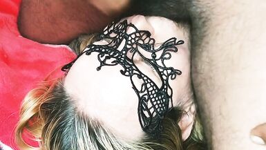 La salope chaude monte sur la BBC !!! Suceur de boules ! !!