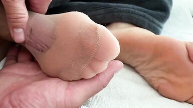 NYLON PANTYHOSE DOUBLE CUMSHOT (By Jossie Fox) - 3 image