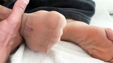 NYLON PANTYHOSE DOUBLE CUMSHOT (By Jossie Fox) - 5 image